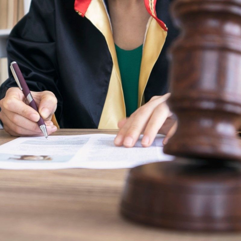 Ankara hukuk bürosu, Ankara avukat, Demir Hukuk, arabuluculuk hizmeti, hukuki danışmanlık, boşanma avukatı, ceza avukatı, iş hukuku, miras davaları, ticaret hukuku, İş ve Sosyal Güvenlik Hukuku, Tazminat Hukuku (Maddi ve Manevi), Kira Hukuku, Gayrimenkul Hukuku, Aile Hukuku, Ticaret ve Şirketler Hukuku